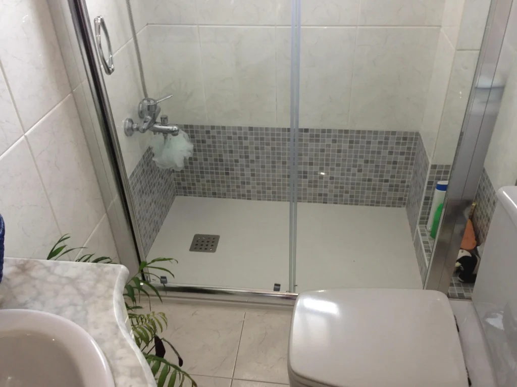 empresa de reforma para cambio de bañera por plato de ducha en ajalvir
