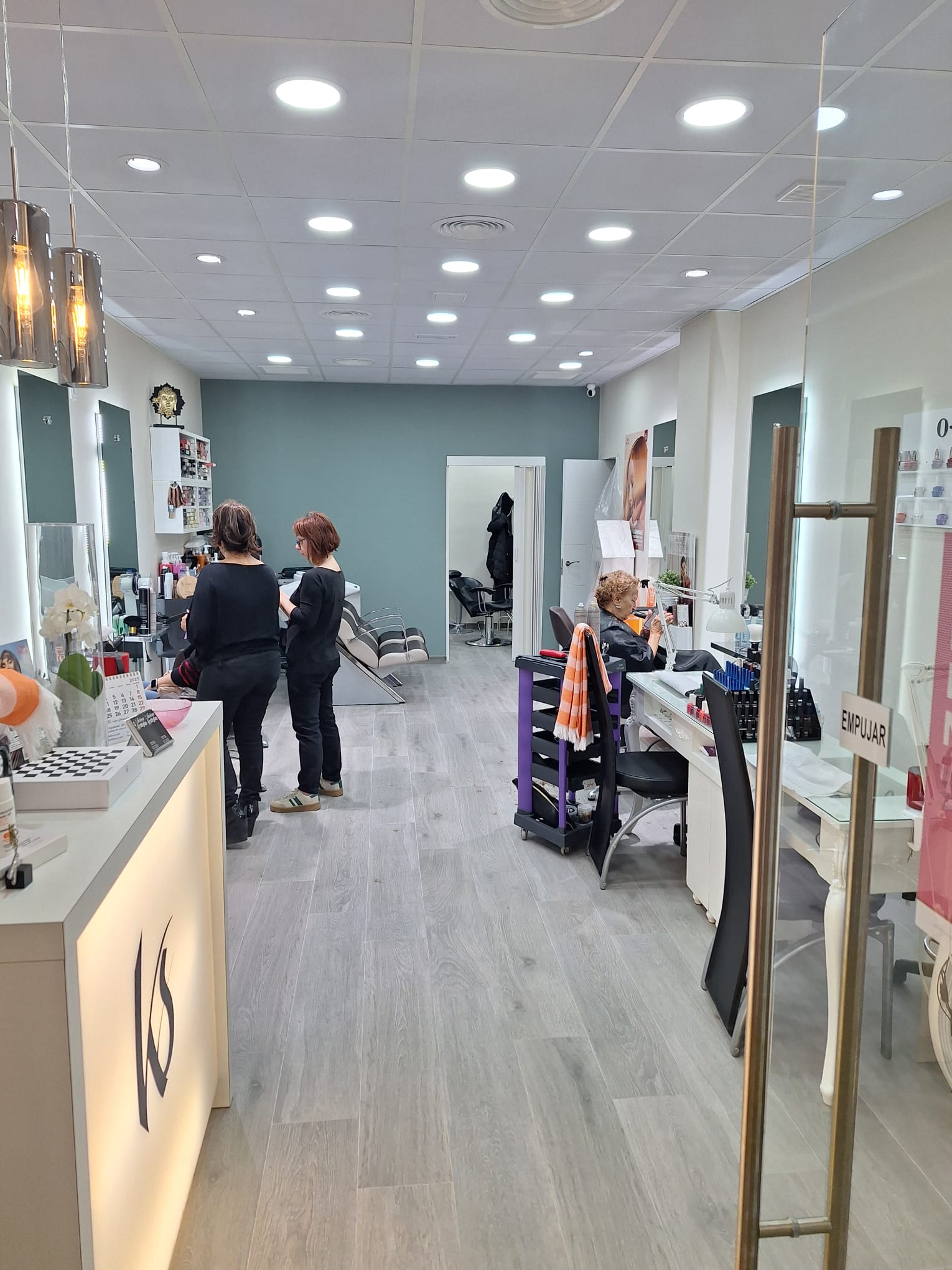 Adecuación de local a pie de calle en Usera Reforma integral de local comercial en Usera - Foto 2